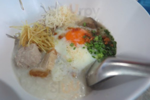 โจ๊กคุณน้อย นาเกลือ food