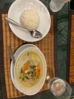 Lamphu Tree Thai Vegetarian Served food