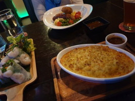 The Irish Pub Bangkok food
