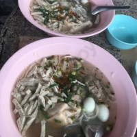 ก๋วยจั๊บ 99 food