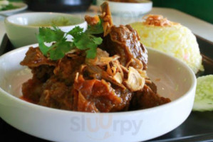Tj's Curry Kitchen, Suanplu Soi 8 food