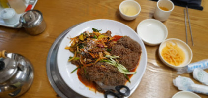 곰집갈비 food