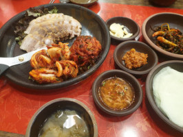 항아리보쌈 food