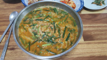 삼천포추어탕 food