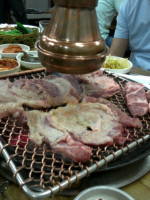 미가참숯생돼지갈비 food