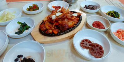 모정쌈밥 food