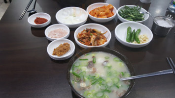 신라국밥 food