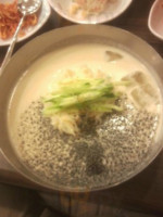 삼대째 순두부 inside