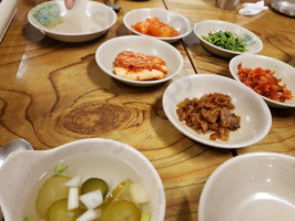 강변손두부 food