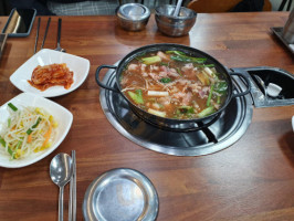 와촌식육식당 경산오거리점 food