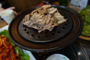 놀부보쌈 food