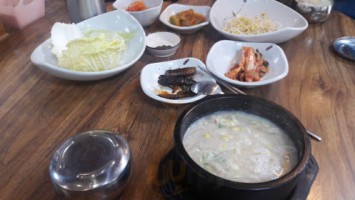 김영이국밥 food