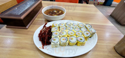 달인즉석계란말이김밥 본점 food