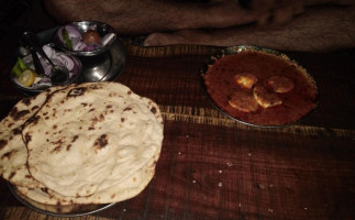 Paramveer Punjabi Dhaba food