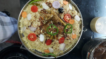 Dubai Manthi Arabian food