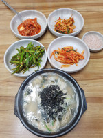 통영굴국밥기사식당 food