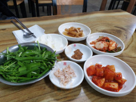 온다라순대국밥 food