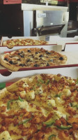 Chinnu's Pizza Hub food