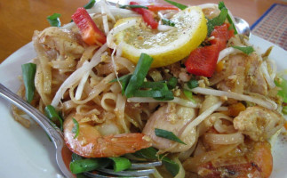 Maleeya's Thai Café Takeaways Fresh Thai Food food