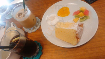 Cafe Hinodeya Plus＋ food