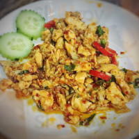 Khun Yai Toy food