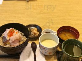 Sakuragawa Sushi inside
