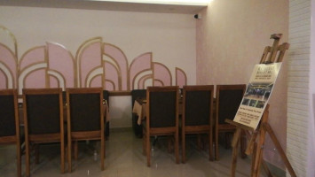 Madhuvan Ac Bar Family Restaurant inside