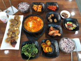 낙산쌀밥집 food