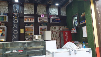 Shyam Sweets& Confectionery food