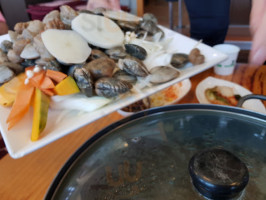 해물바지락칼국수 food