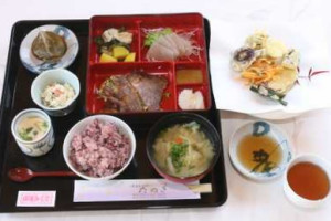 Nóng Jiā レストラン たぬき food