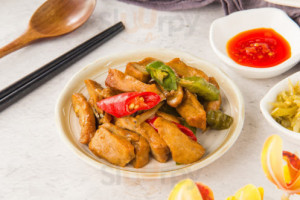 Xiáng Fā Yǎng Shēng Miàn Shí Guǎn food