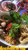 The Thai Artarmon food