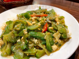 Dōng Zhàn Kè Jiā Cài food