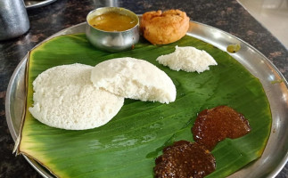Saai Saravanaa Veg Treat Pure Veg In Ponneri Nh5 food