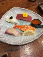 Guī すし inside