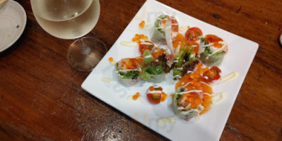 Guī すし food
