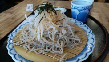 Sān Běn Sōng Chá Wū food