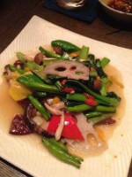 Jiǔ Chá Fáng Rú Yì food