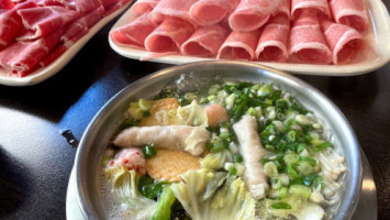 Qián Qiáo Mí Nǐ Shuàn Shuàn Guō food