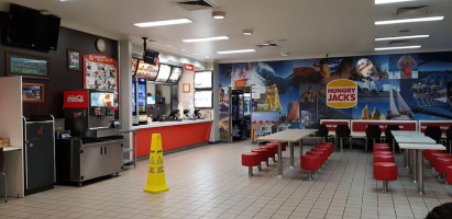 Hungry Jack's Burgers Gundagai inside