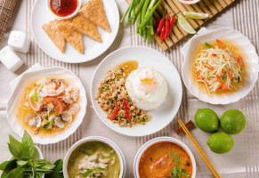Tài Xiāng Wèi Liào Lǐ Diàn food