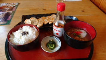 おもろ Diàn Nèi Dōng Guǎng Dǎo Xī Tiáo Diàn food