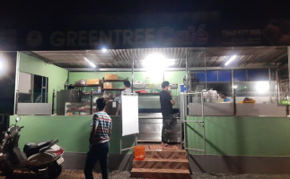 Greentree Cafe, Pallichirangara inside