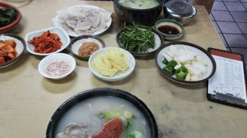 포항돼지국밥 food