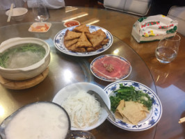 Yún Nán Guǎn food