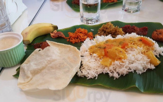 Sadhya South Indian Vegetarian Cuisine food