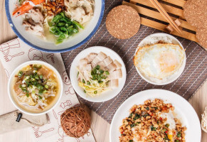 Hé Rì Xiāng Lǔ Ròu Fàn Zhuān Mén Diàn food