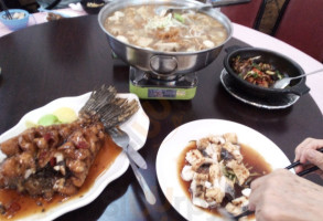 Fú Lín Huó Yú Tǔ Jī Cān Tīng food
