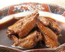 Wū Tái Wū Bó Duō Jù Chǎng Chéng Tián Diàn food